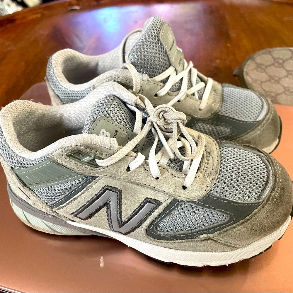 New Balance Kids Sneakers - Gray and White